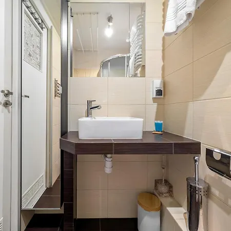 Pochyla Comfort By Bookinghost アパート