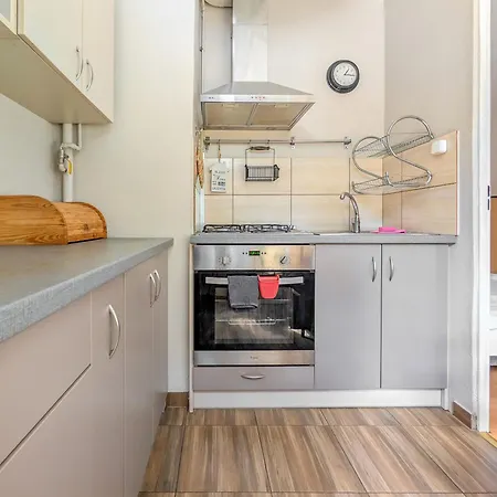 Pochyla Comfort By Bookinghost * ヴロツワフ